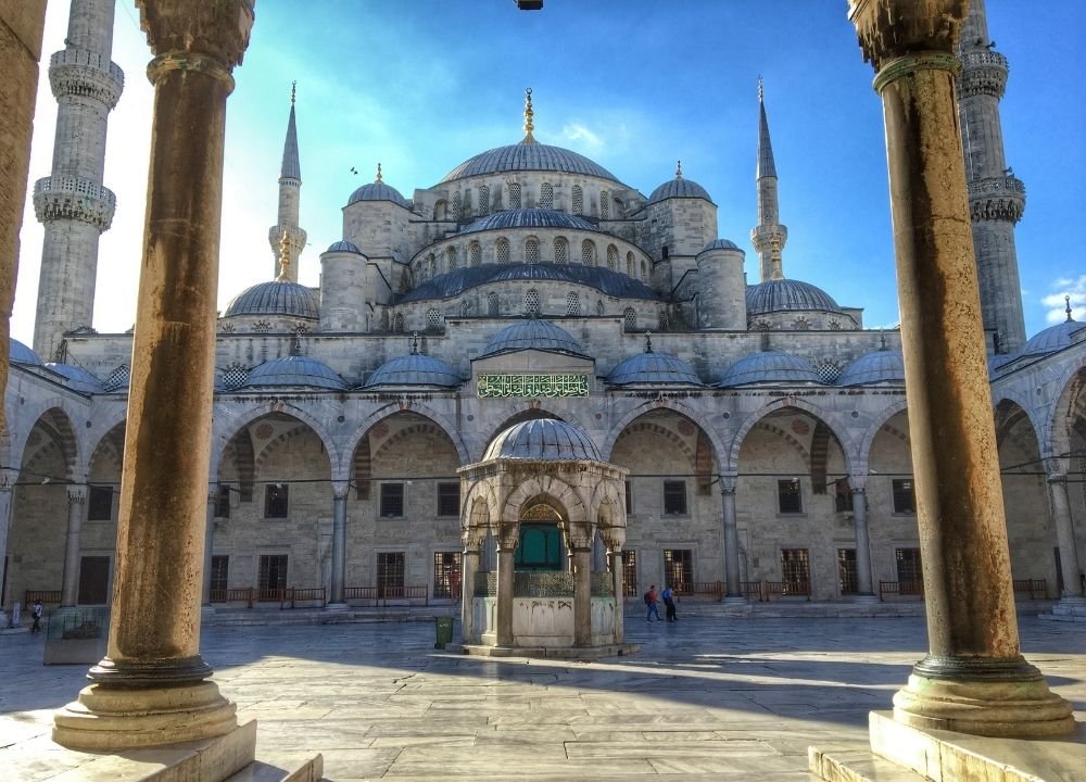 blue mosque 1698651696472